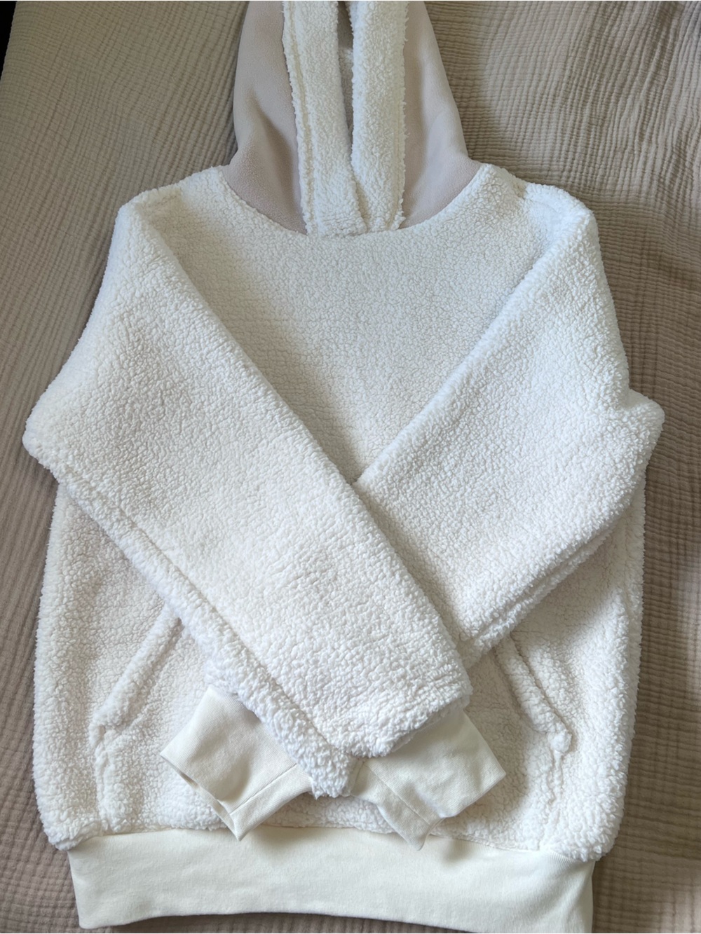 TALENTLESS Ivory Sherpa Pullover Hoodie